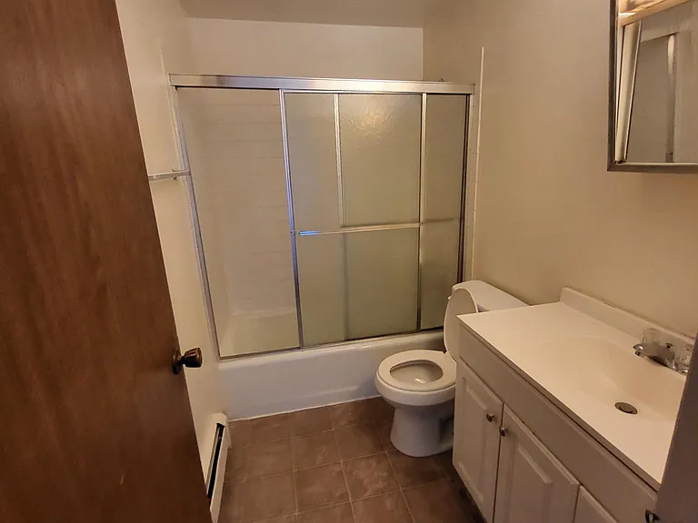 2935 Glendale Dr #5 — Photo 3