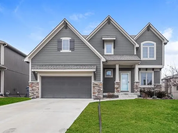 18752 W 165th Terrace, Olathe, KS 66062