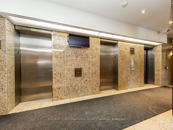 3rd image of 260 Scarlett Rd #302