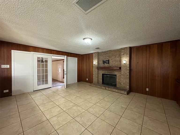 1408 N Ricketts St — Photo 4