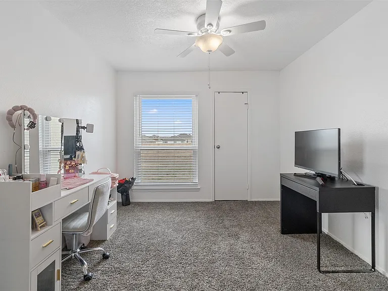 7600 Emmett F Lowry Expy #1102 — Photo 18