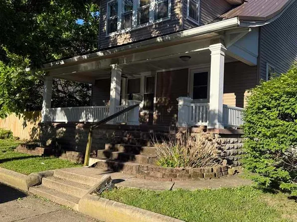 105 S 17th St, Terre Haute, IN 47807