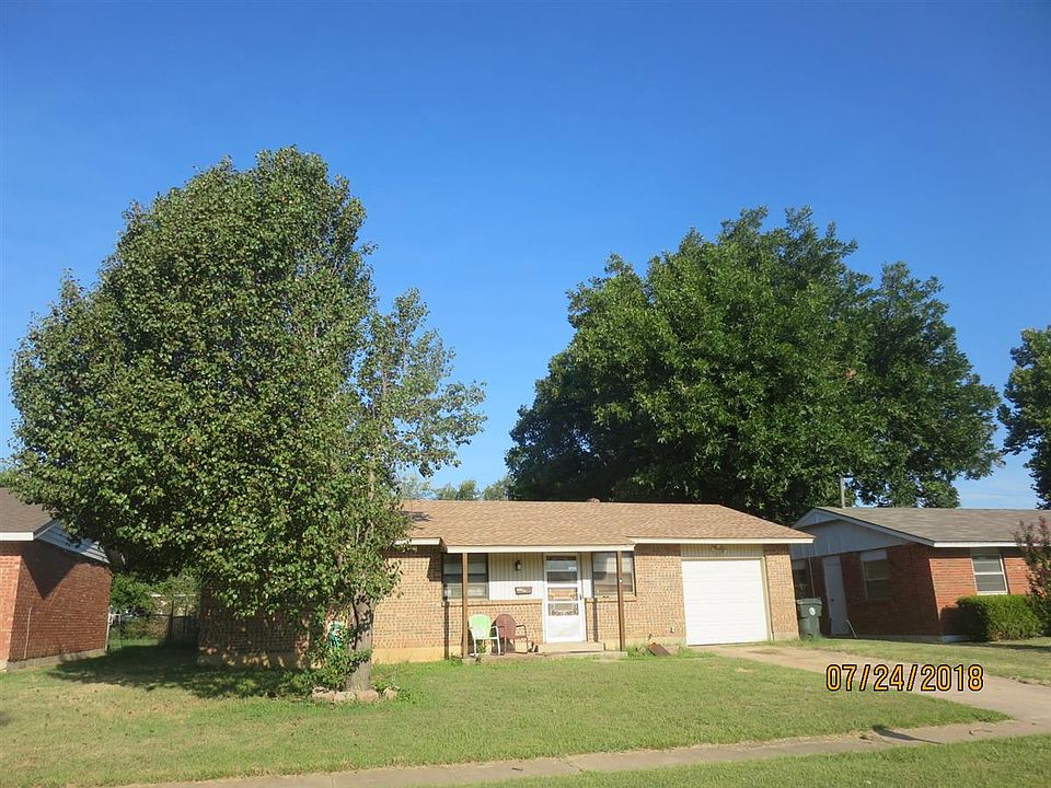 1st image of 1233 McGregor Dr