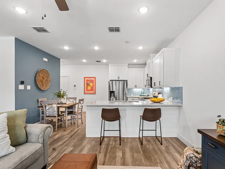 2529 Barnwood Ln — Photo 12