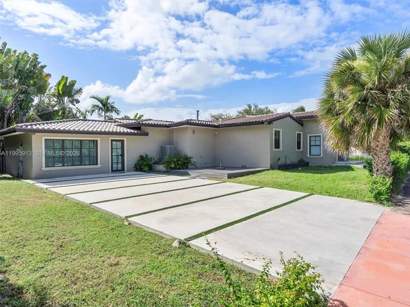 1500 Biarritz Dr, Miami Beach, FL 33141