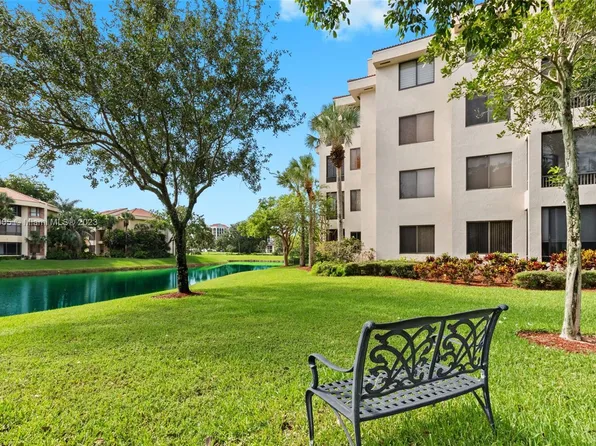 7546 La Paz Blvd APT 403, Boca Raton, FL 33433