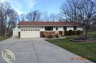 1st image of W Peterson Dr