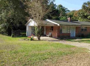 216 Pine St, Brewton, AL 36426