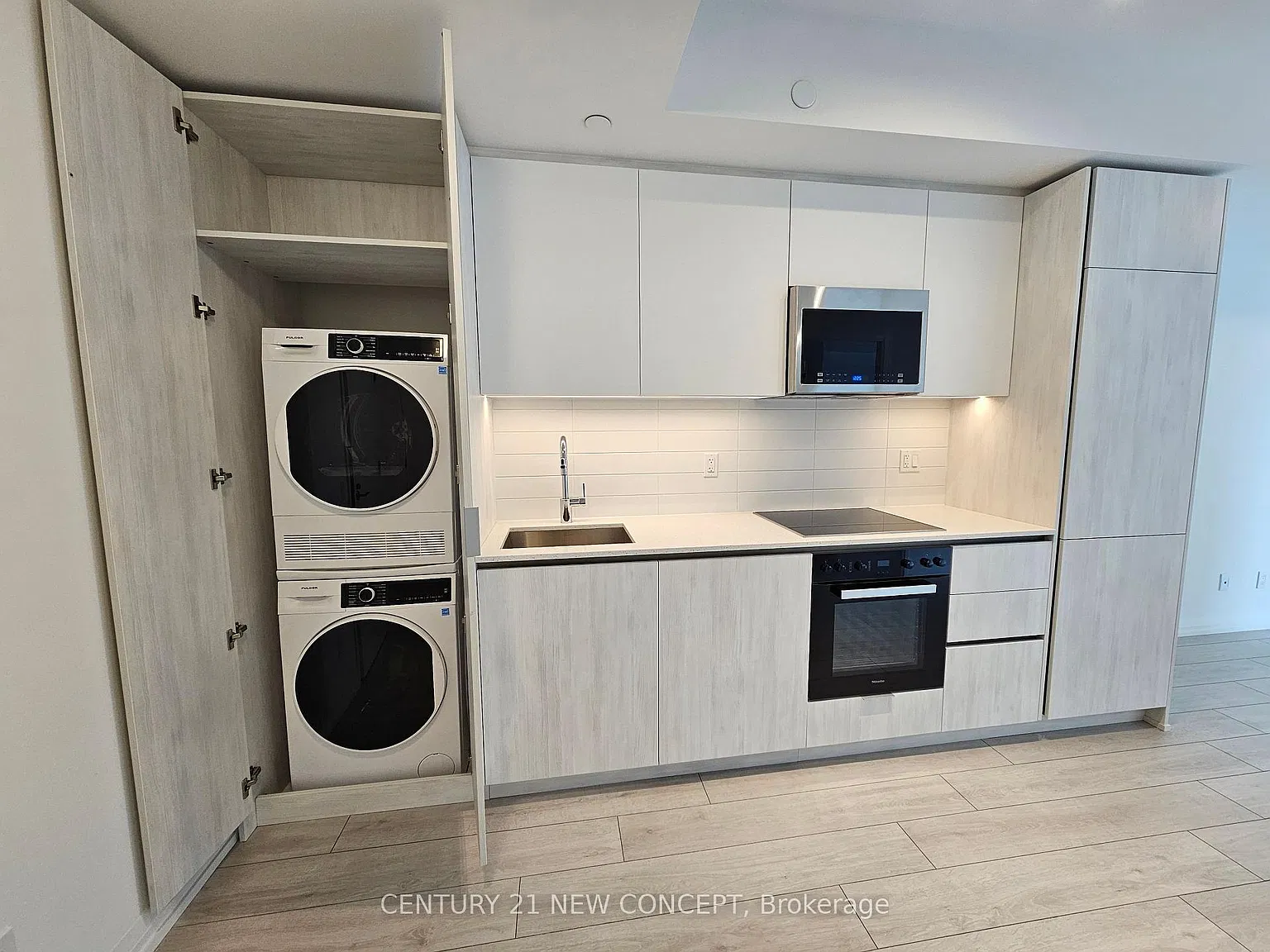 1 bed, $2,400 — Photo 2