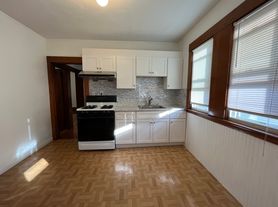 20 Indiana Ave, Somerville, MA
