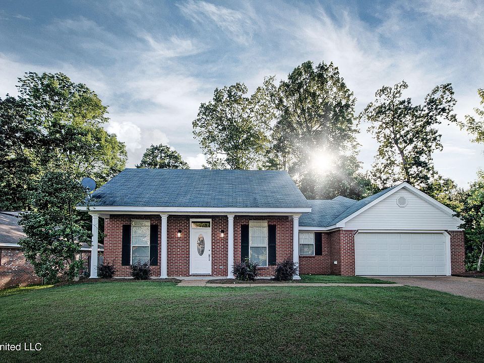 1st image of 1051 Spanish Oak Dr
