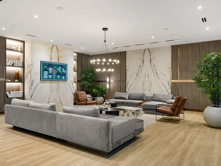 20 Rockwell Pl #1632D — Photo 11