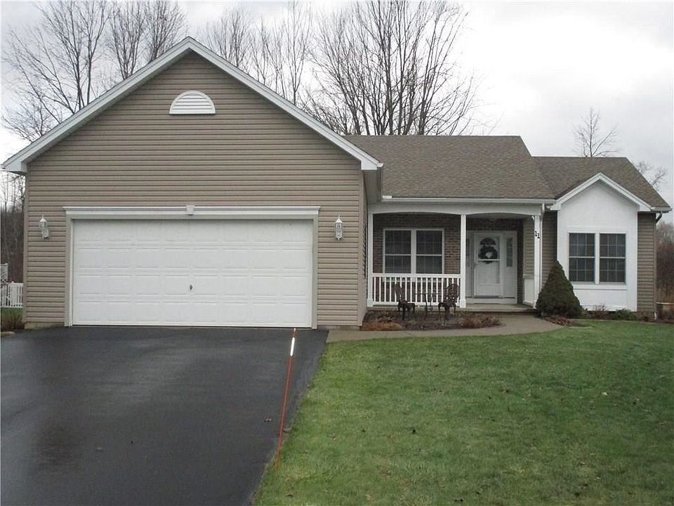 1st image of 11 Ashview Dr