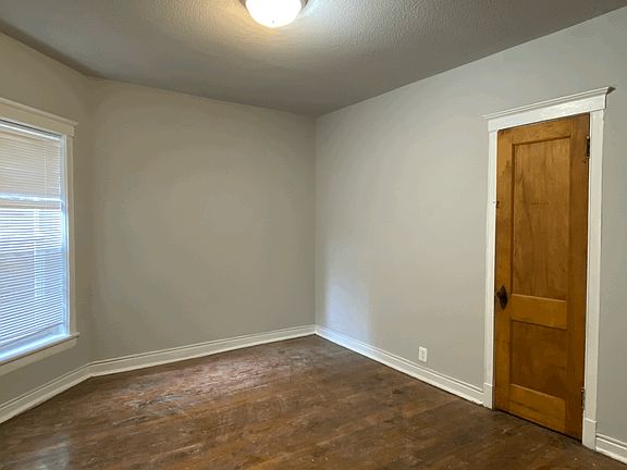 2nd image of 3763 N Southport Ave #3