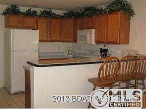 Wood Kitchen Cabinets
