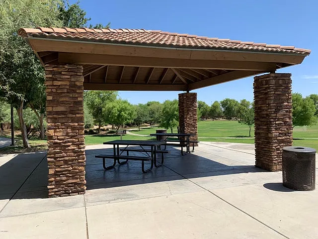 18606 W Sunnyslope Ln — Photo 51