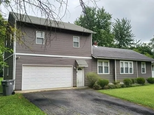 3854 1/2 S Sherman Dr, Indianapolis, IN 46237