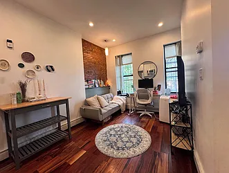 21 Herkimer Street, #2R