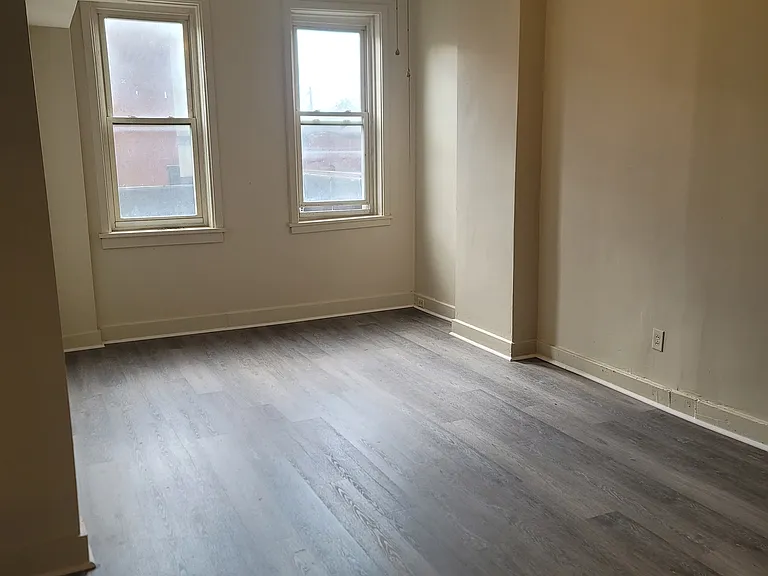 813 Wood St #3 — Photo 6