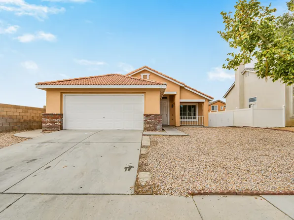 5219 Linden Ct, Palmdale, CA 93552