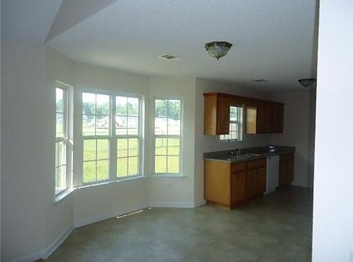 4th image of 109 Quarterhorse Dr