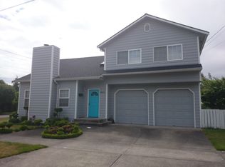 8001 26th Ave NW, Seattle, WA 98117