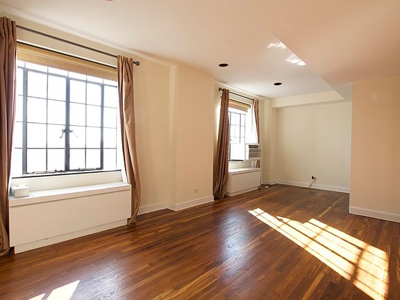 4th image of 5 Tudor City Pl APT 2137