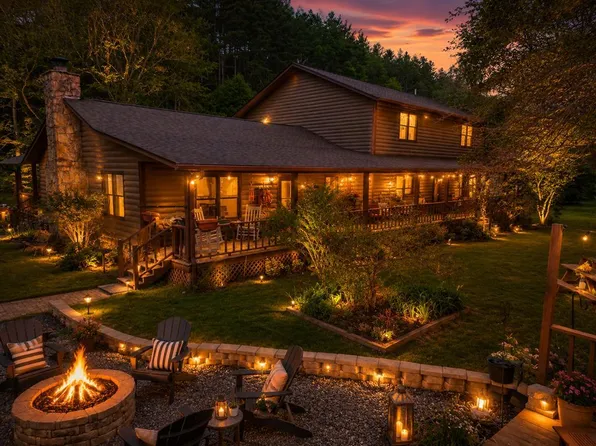 1908 Riverside Dr, Hiawassee, GA 30546