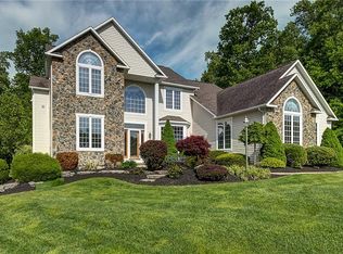 4583 Quarry Pointe Cir, Clay, NY 13041