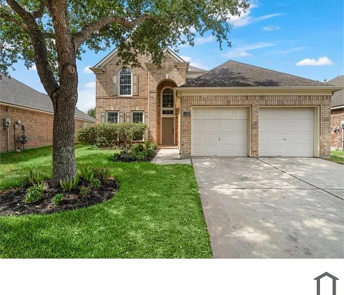 4 bed, 2600 sqft, $2,700 — Photo 1
