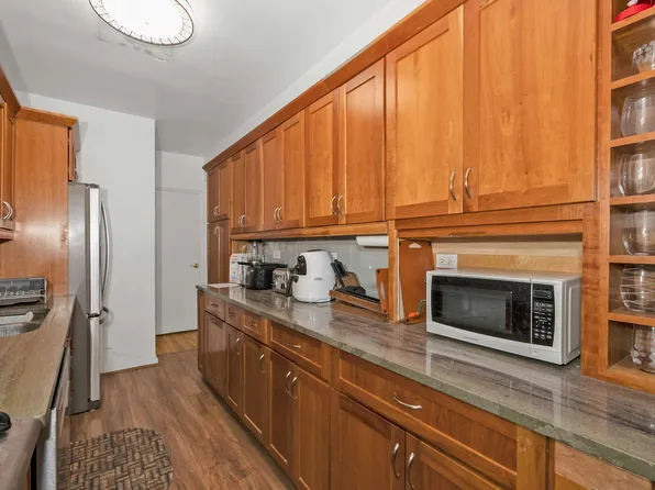 3616 Henry Hudson Parkway image 7 of 17