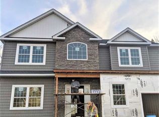 4 Polo Rd, Massapequa, NY 11758