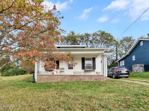 3712 Decatur Dr, Knoxville, TN 37920