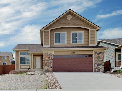 4454 Crow Creek Dr, Colorado Springs, CO, 80922