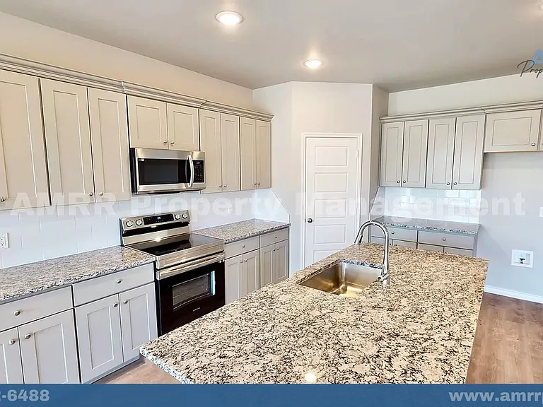 5803 Waverly Ave — Photo 14