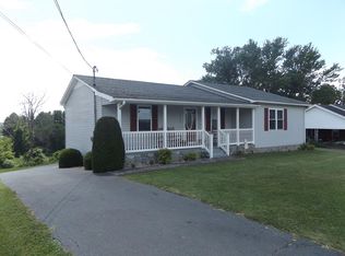 1412 N Main St, Hillsville, VA 24343