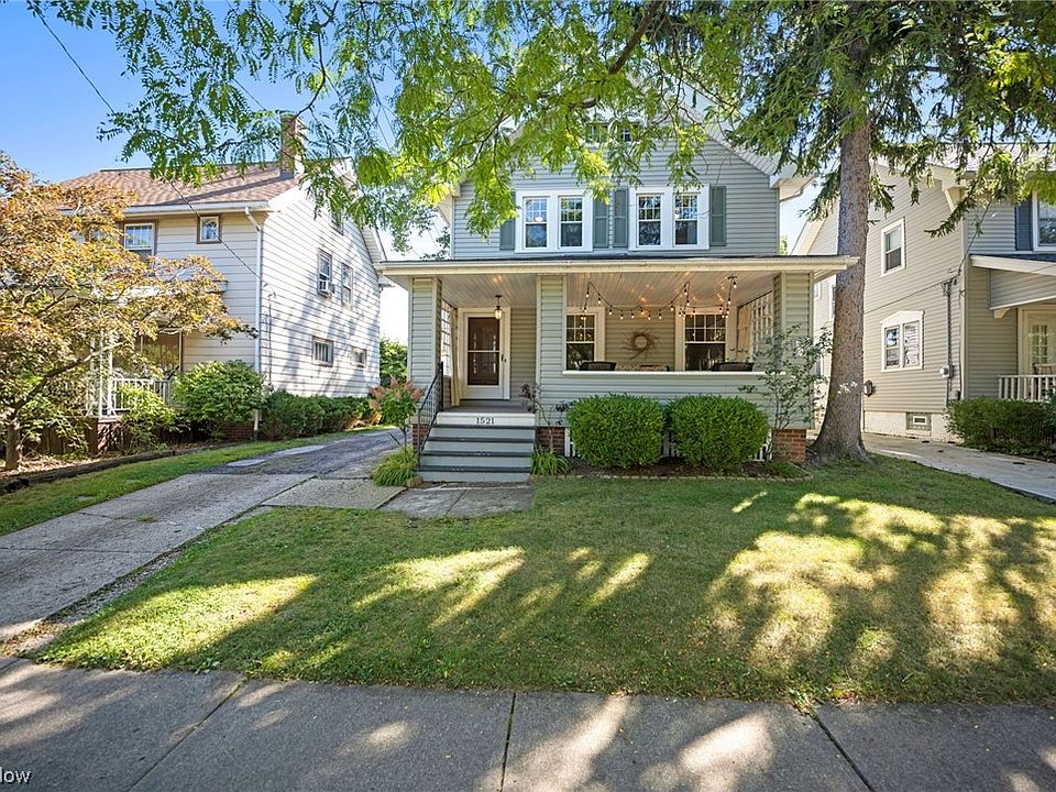 1st image of 1521 Larchmont Ave