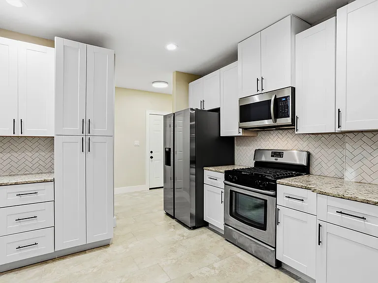 2319 Dell St — Photo 14