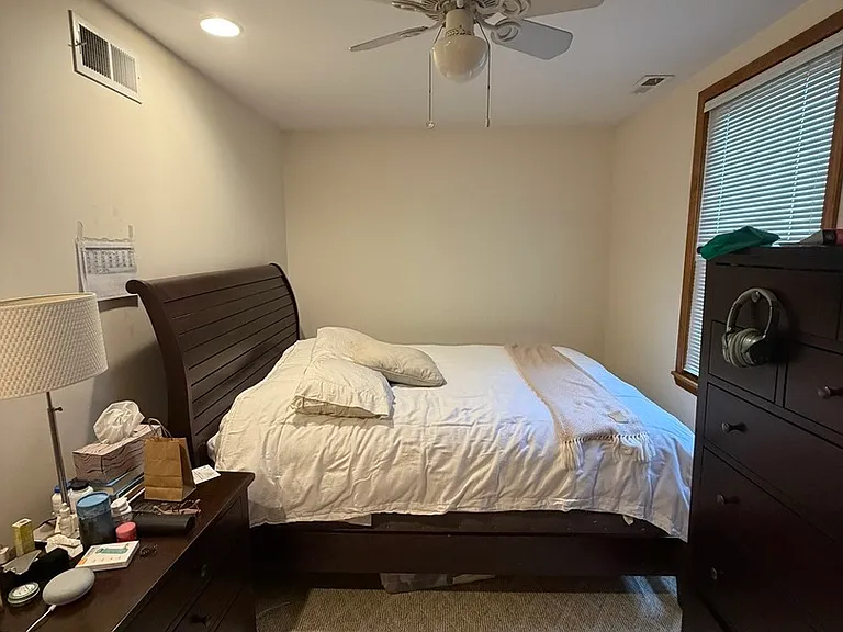 1354 W George St #1 — Photo 6
