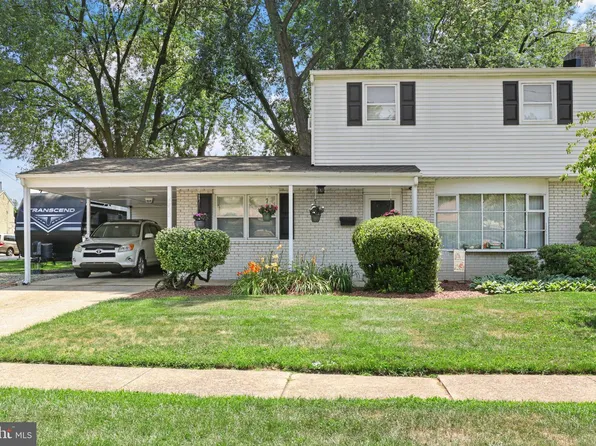 4810 Delbrook Rd, Mechanicsburg, PA 17050