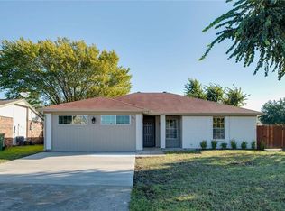 631 Price Rd, Mansfield, TX 76063