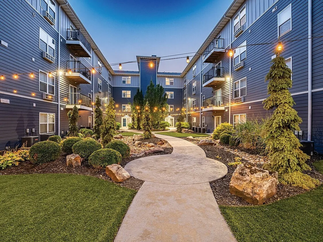 The Falcon of Southern Hills Apartments — Photo 1