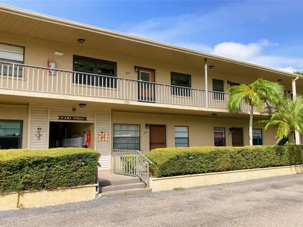 5925 Terrace Park Dr N Unit 111, Saint Petersburg, FL 33709