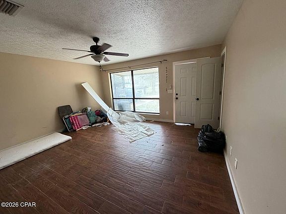 5th image of 6718 Wendy Rd