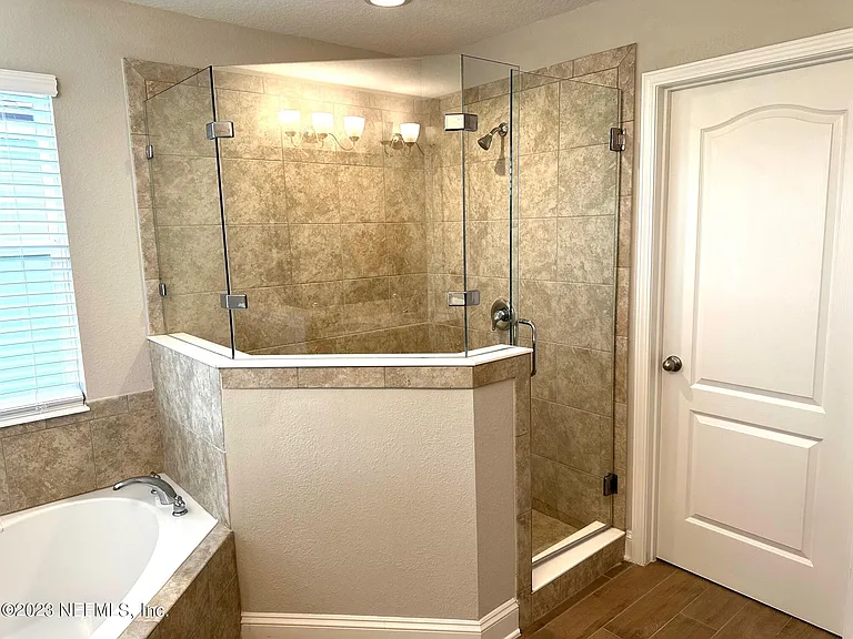 8208 Cape Fox Dr — Photo 18
