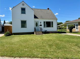 16 Yvonne Ave, Buffalo, NY 14225