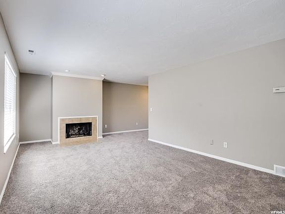 5th image of 1324 E Hidden Creek Ct