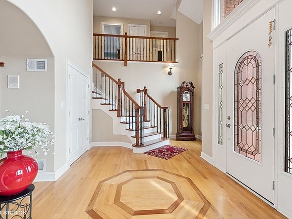 2nd image of 17020 Janine Ct