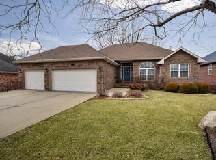 3189 S Woodstock Ave, Springfield, MO 65809