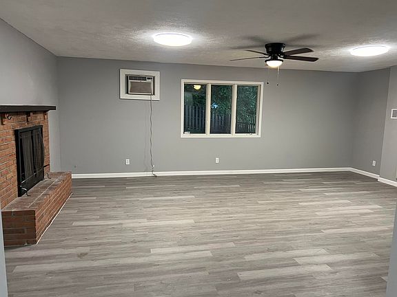 3rd image of 159 Harrow Ln